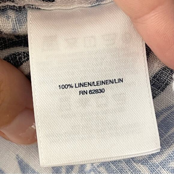 Lands' End Linen Blue and White Casual Button Down Shirt Men’s size XL - Picture 6 of 9